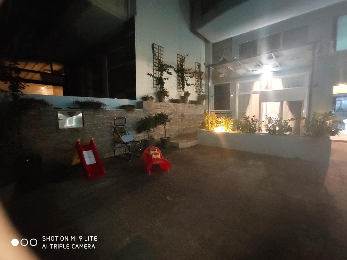 Kamares Suites Nea Kallikrateia 외부 사진